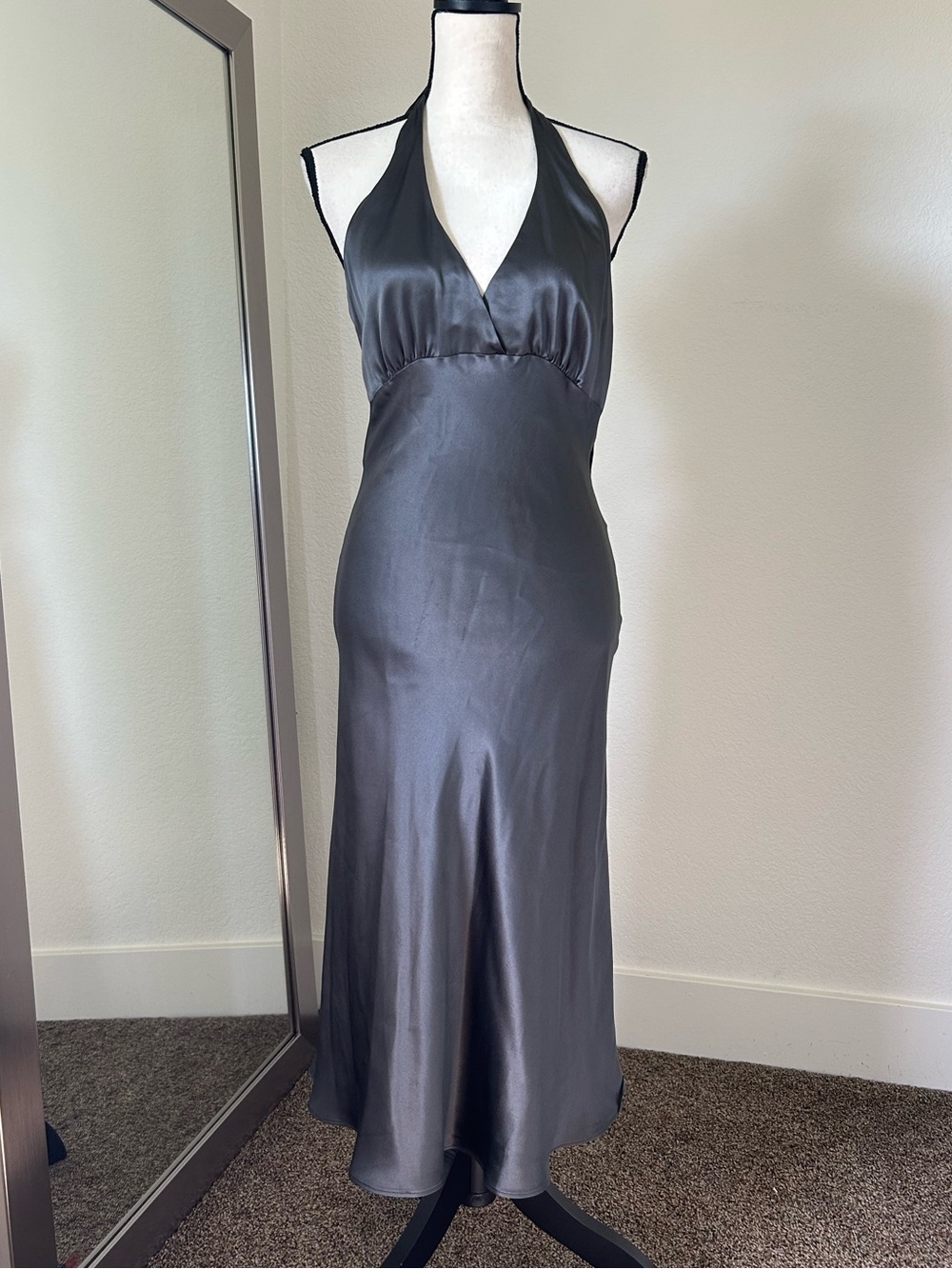 LYNN LUGO 100% Silk Grey Midi Halter Dress Size 2
